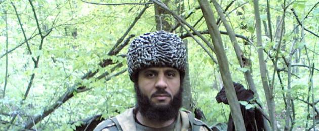 Najbardziej znani terroryści.  Wstrętny czeczeński dowódca polowy zginął w potyczce z oddziałem granicznym