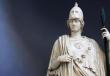 Nell'antica mitologia greca, Atena è la dea della guerra organizzata, della strategia militare e della saggezza.
