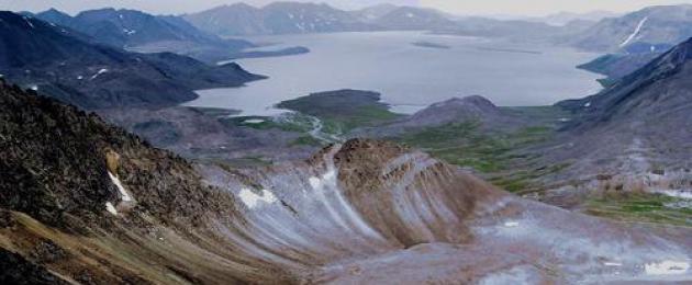 Chukotkas fósiles.  Las tierras altas de Chukchi: la tierra de las alturas de las montañas y los lagos de aguas profundas. ¿Qué minerales se extraen en Chukotka?