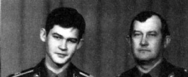 Il figlio del generale.  Biografia Il compagno generale: Konstantin Pulikovsky festeggia il suo anniversario