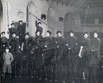Szkoła Kawalerii Nikołajewa Kto wstąpił do szkoły kawalerii