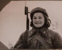 Madre Adriana: cómo una oficial de inteligencia atea soviética se hizo monja “El problema del hombre es que vive con la mirada puesta en los demás”